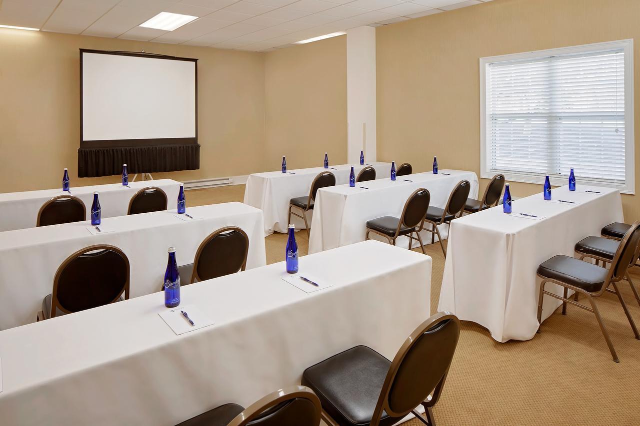 Westford Regency Inn & Conference Center Exterior foto